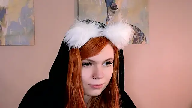 Snapshot of Tara_Renn chatting on 02.11.25 Tara Renn online show from 02.11.25