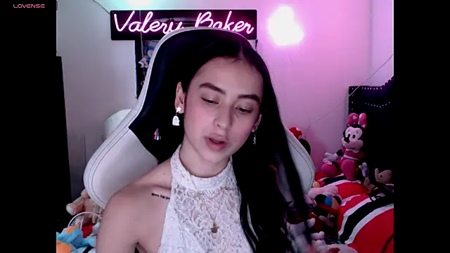 ValeryBaker  online show from 10.24.25