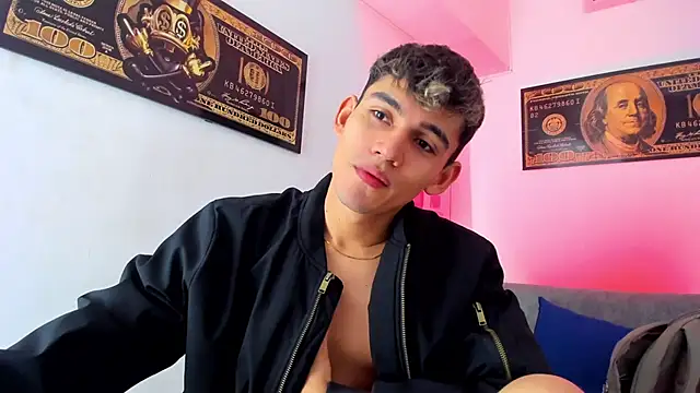 EstebanPerez  online show from 12.28.24