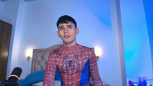 Snapshot of EstebanPerez_ chatting on 09.30.25 EstebanPerez  online show from 09.30.25