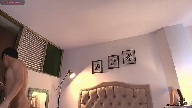 Snapshot of EstebanPerez_ chatting on 10.28.25 EstebanPerez  online show from 10.28.25