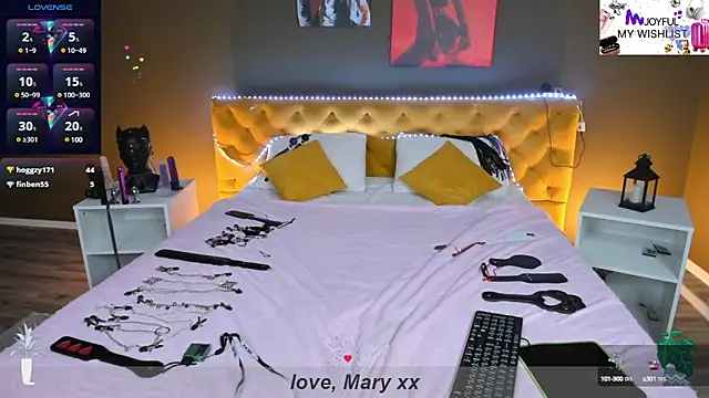 Mary Xextra online show from 01.30.25