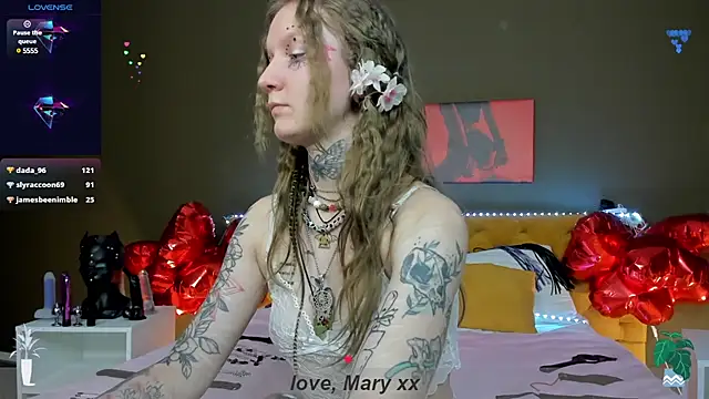 Mary Xextra online show from 02.14.25