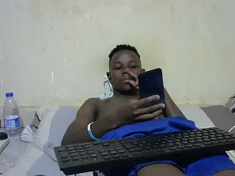 swthairydic online show from 10.02.25