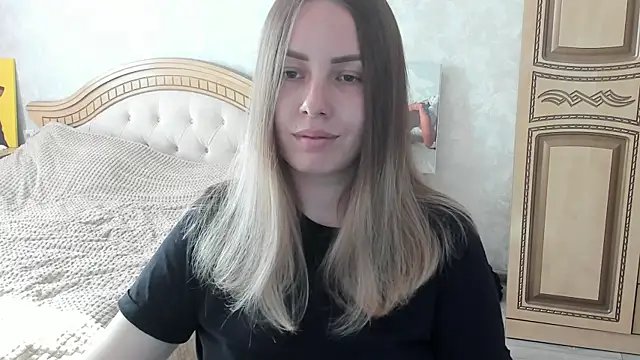 Mia shy1 online show from 10.06.25