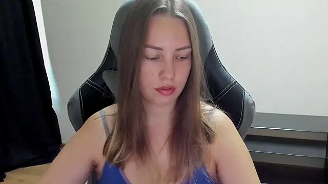 Snapshot of Mia_shy1 chatting on 07.08.26 Mia shy1 online show from 07.08.26