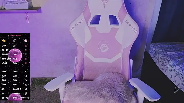 Lucy Millss online show from 02.21.25