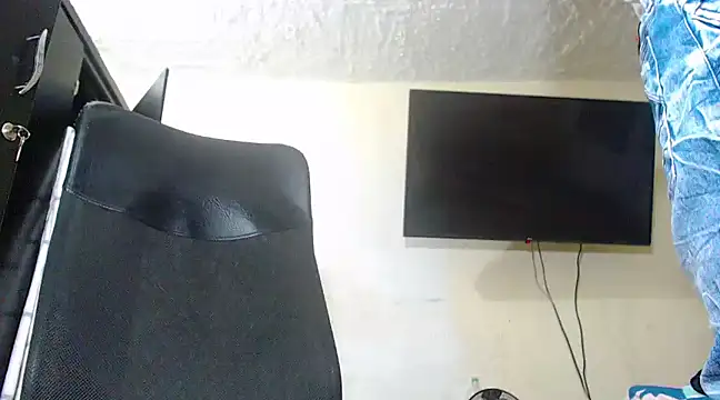 Snapshot of Real1jc chatting on 01.16.25 Real1jc online show from 01.16.25