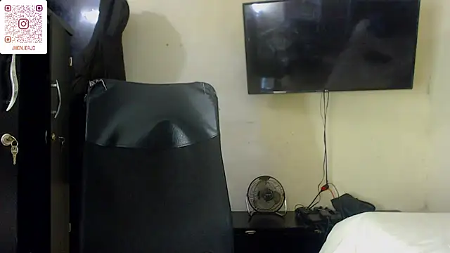 Snapshot of Real1jc chatting on 09.21.25 Real1jc online show from 09.21.25