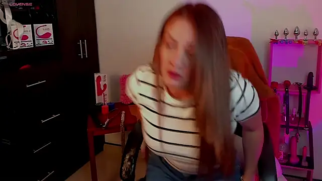 sara goodgirl13 online show from 12.19.24