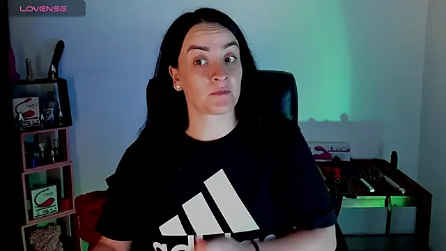 sara goodgirl13 online show from 09.21.25