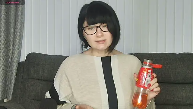 Snapshot of SquirtingIrishShannon chatting on 02.24.25 SquirtingIrishShannon online show from 02.24.25