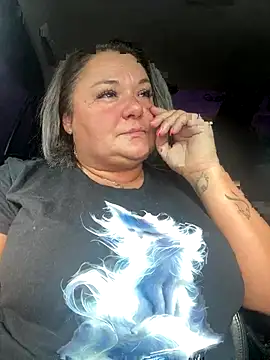 Snapshot of MikyVesela chatting on 09.27.25 MikyVesela online show from 09.27.25