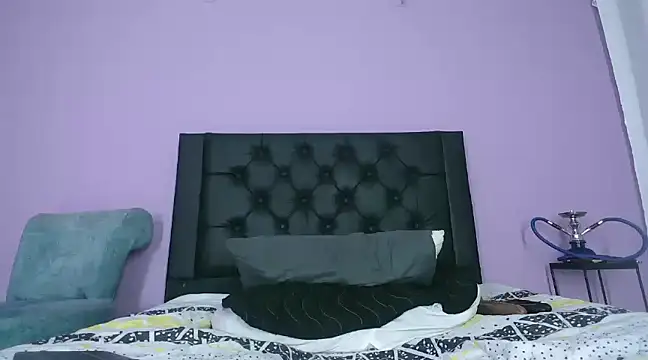 Snapshot of ArtesanaMK chatting on 01.19.25 ArtesanaMK online show from 01.19.25