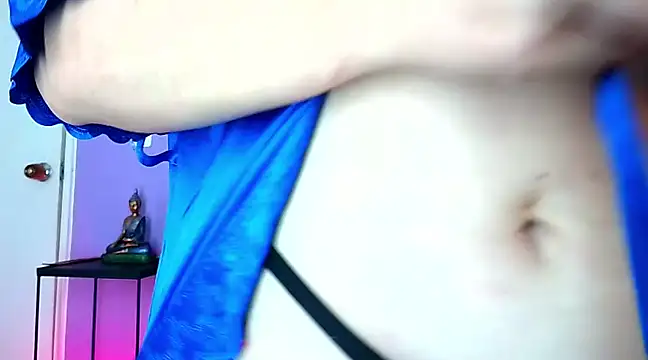 Snapshot of ArtesanaMK chatting on 01.27.25 ArtesanaMK online show from 01.27.25