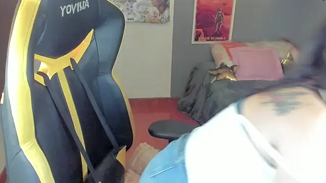 Aliiz 01 online show from 04.29.26