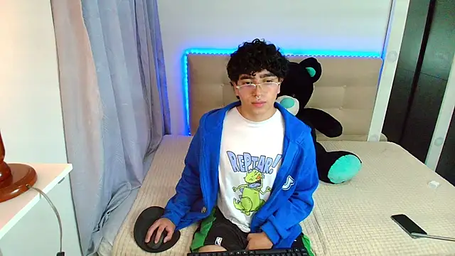 Snapshot of _nickconnor01 chatting on 01.02.25 nickconnor01 online show from 01.02.25