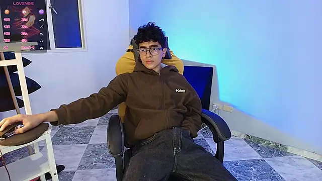  nickconnor01 online show from 09.19.25