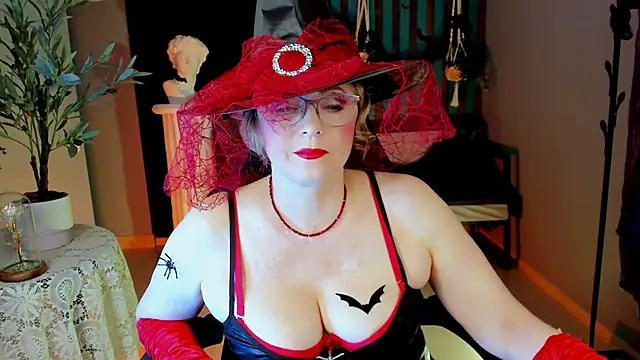 sugar vivien online show from 10.31.25