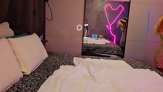 LeylaRosse online show from 01.13.26