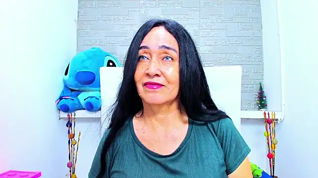 HorniestMilf online show from 09.25.25