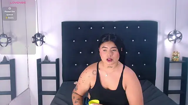 Snapshot of Mels_ chatting on 01.29.25 Mels online show from 01.29.25