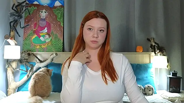 Snapshot of MileyMiller chatting on 10.20.25 MileyMiller online show from 10.20.25