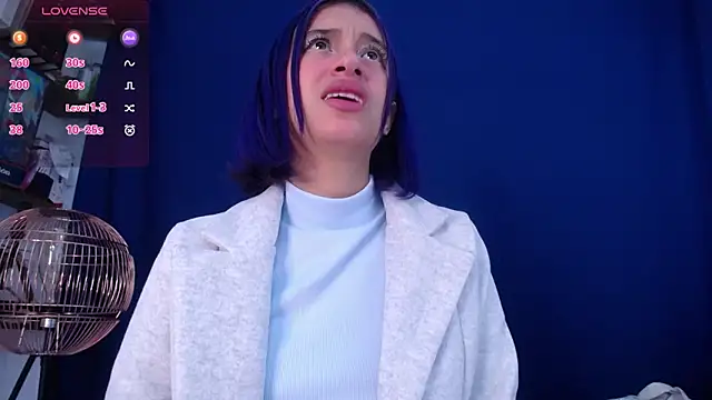 BellaOdisea online show from 12.31.24
