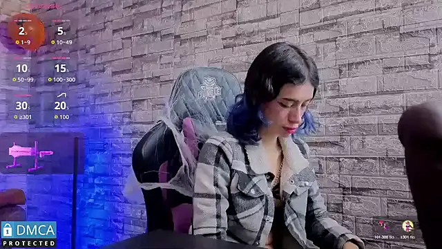 BellaOdisea online show from 10.27.25