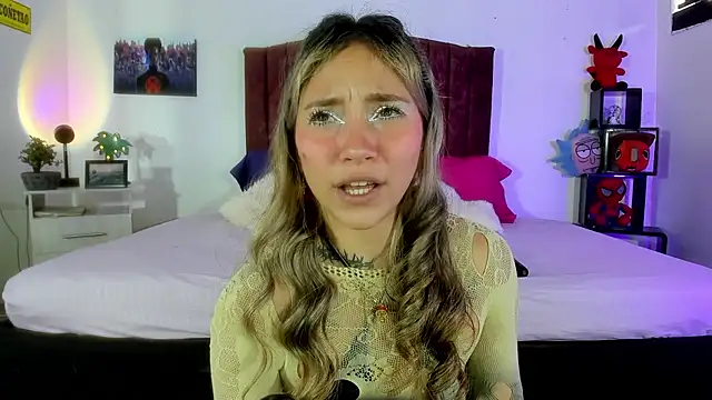 alisson zafiro  online show from 01.13.25