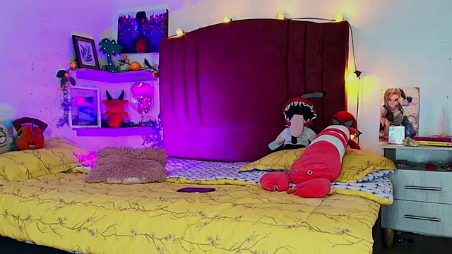 alisson zafiro  online show from 11.28.25