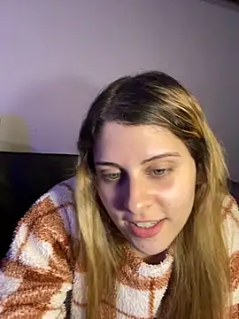 Snapshot of FlorBich chatting on 09.21.25 FlorBich online show from 09.21.25