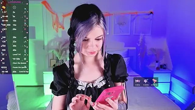 Lil Amelie online show from 10.30.25