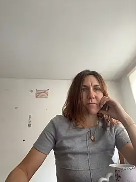 JasmineGlamour online show from 12.18.25