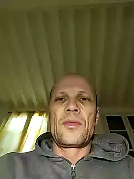 Snapshot of wedge75 chatting on 10.12.25 wedge75 online show from 10.12.25