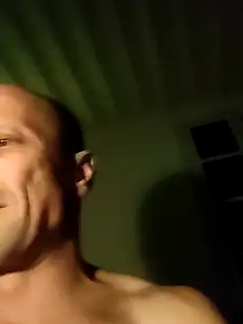 Snapshot of wedge75 chatting on 10.15.25 wedge75 online show from 10.15.25