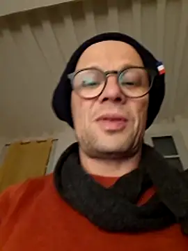 Snapshot of wedge75 chatting on 03.01.26 wedge75 online show from 03.01.26