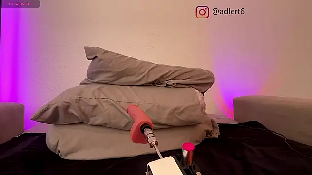 Snapshot of adler80035 chatting on 02.26.26 adler80035 online show from 02.26.26