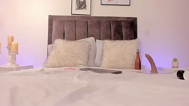 Snapshot of helen_mooree chatting on 02.05.25 helen mooree online show from 02.05.25