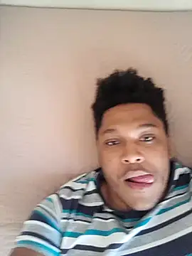 Snapshot of Dionysus chatting on 09.11.25 Dionysus online show from 09.11.25