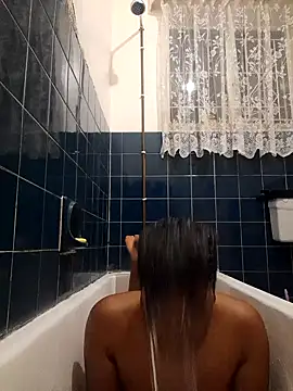 Snapshot of Dionysus chatting on 09.12.25 Dionysus online show from 09.12.25