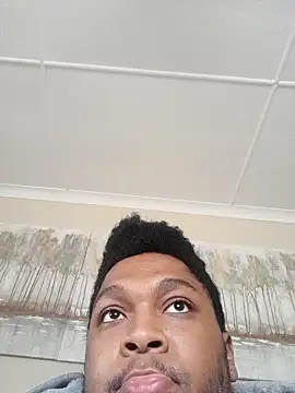 Snapshot of Dionysus chatting on 10.01.25 Dionysus online show from 10.01.25