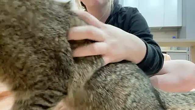 Embersweetbunny online show from 10.02.25