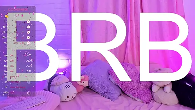 Snapshot of pink_quarz chatting on 01.08.25 pink quarz online show from 01.08.25