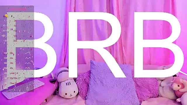 Snapshot of pink_quarz chatting on 02.15.25 pink quarz online show from 02.15.25