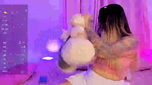 Snapshot of pink_quarz chatting on 03.11.25 pink quarz online show from 03.11.25