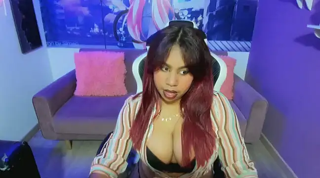 Lizzie Williams  online show from 12.31.24