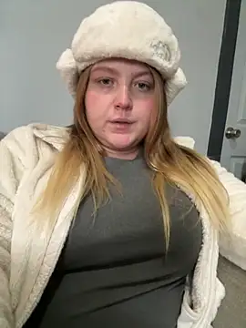 Snapshot of PhatAssBlond chatting on 01.30.25 PhatAssBlond online show from 01.30.25