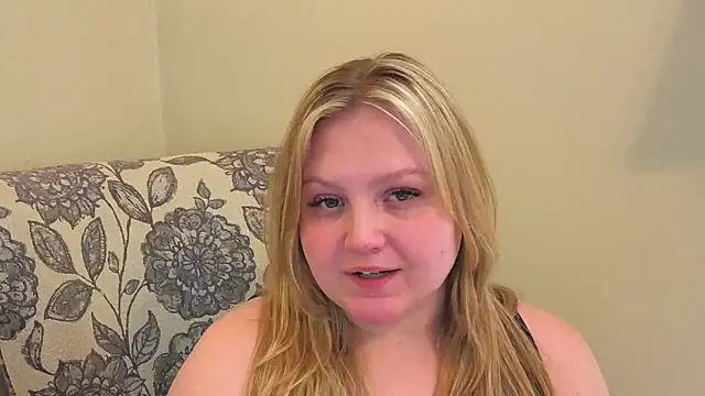 PhatAssBlond online show from 04.08.26