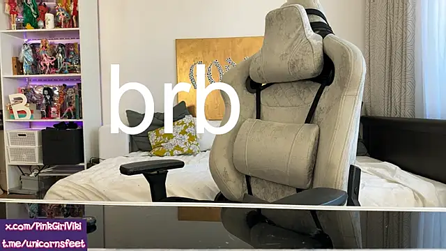 unicornsfeet online show from 09.23.25